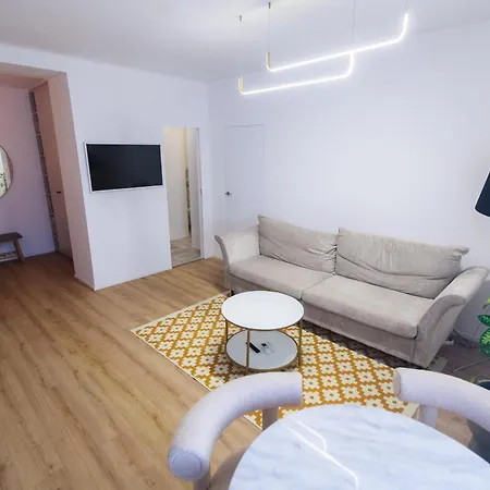 Milie Modern Chic Urban In Wider Centre Appartement